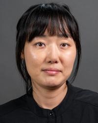 Evelyn  Lee