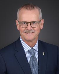Michael W McDermott
