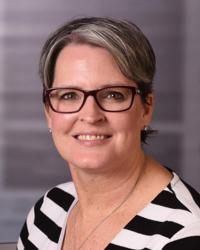 Jennifer L Lakeberg