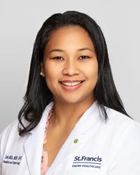 Leia Nicole, FNP