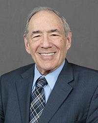 Arnold M Markoe, MD